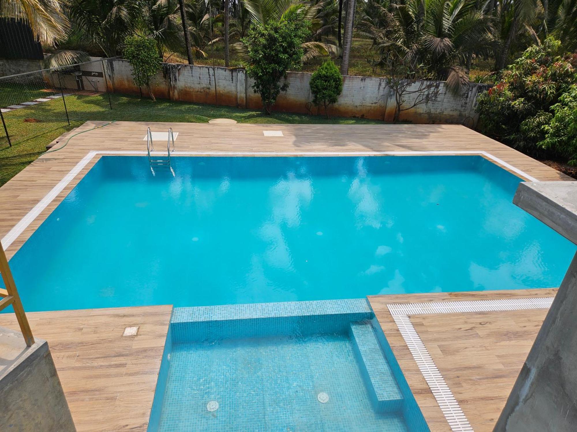 Hotel Gopalapuram International Поллачи Экстерьер фото