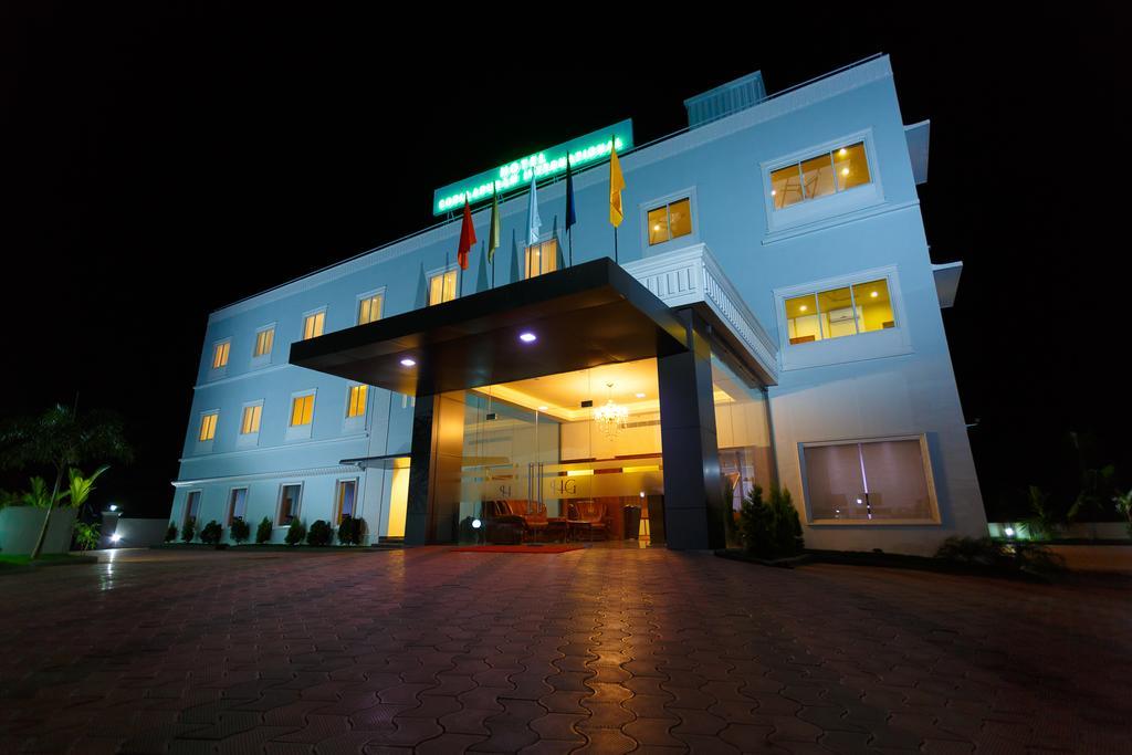 Hotel Gopalapuram International Поллачи Экстерьер фото