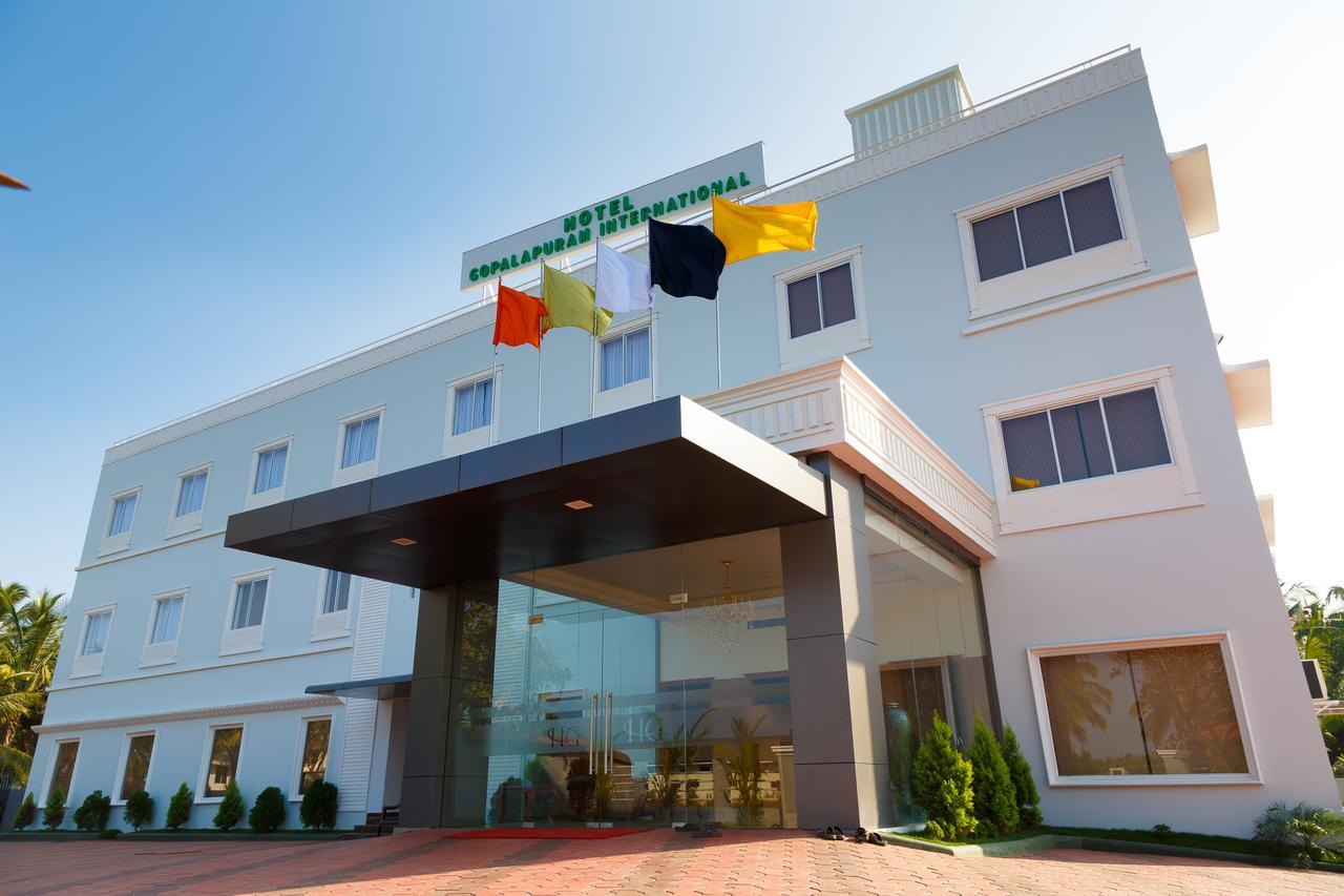 Hotel Gopalapuram International Поллачи Экстерьер фото